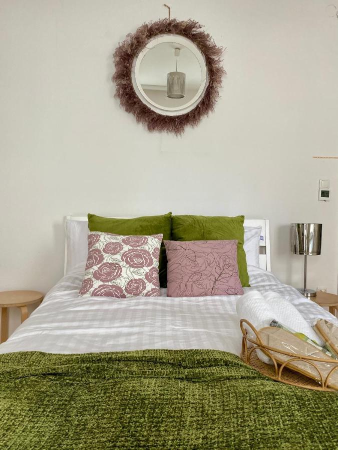 Stay In Aux, Feel At Home ! 2 Room Apartment Central Incl All You Need For 4 Person, 24H Check In, Pkw Parking Only 奥格斯堡 外观 照片